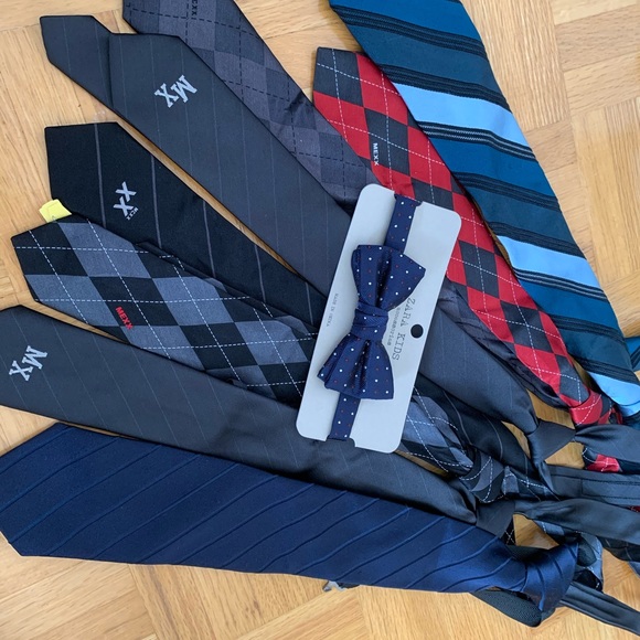 Assorted neck ties for boys - Picture 1 of 1
